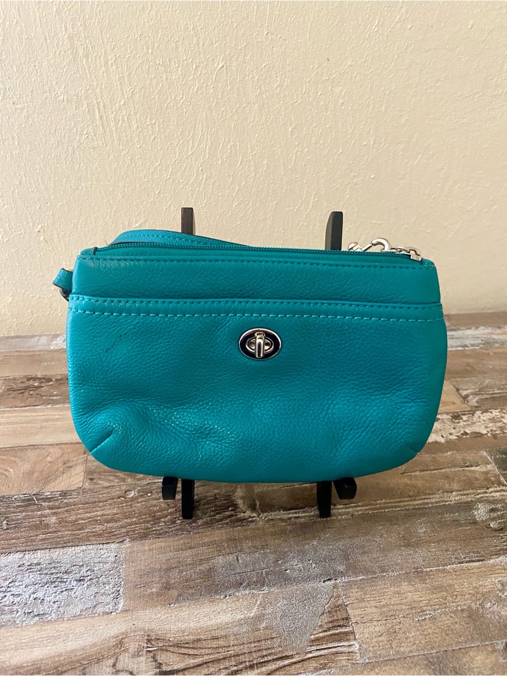 Coach Teal Leather Wristlet Clutch